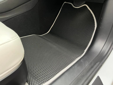 EVA bilmåtter til Tesla Model 1 gen Sedan (2017-2025)